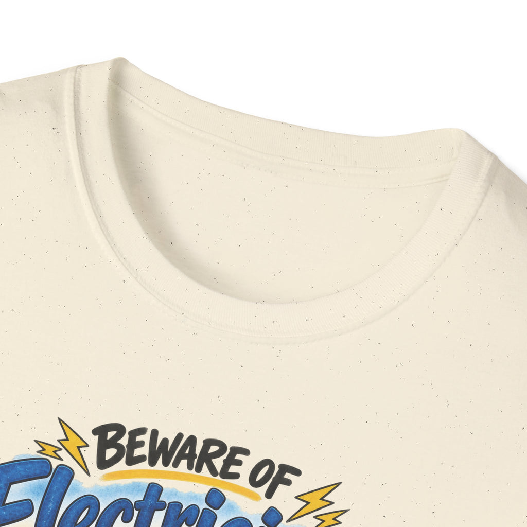 Beware of Electricians – They’ll Turn You On | Funny Electrician T-Shirt – Male